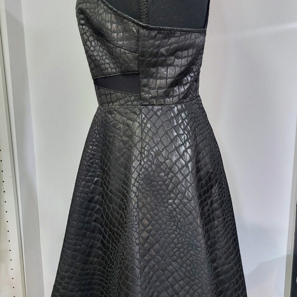 ASTR Sleevless Croc Embossed Mini Fit & Flare Dress Mesh Insets - Picture 5 of 11